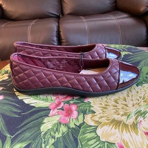 NWT Leather flats